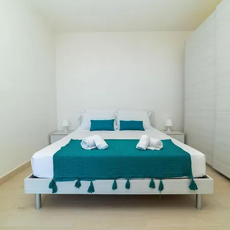 Vakantiehuis Villetta-annamaria-50-metri-spiaggia-parcheggio